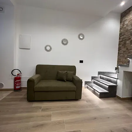 Ad Un Passo Dalla Rocca Luxury アパート *