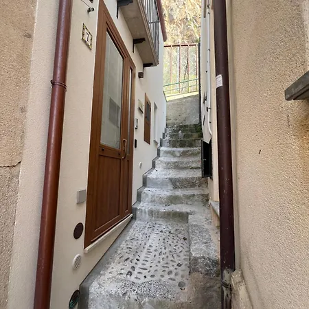 Ad Un Passo Dalla Rocca Luxury Apartament Cefalù