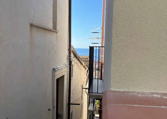 Ad Un Passo Dalla Rocca Luxury Apartment