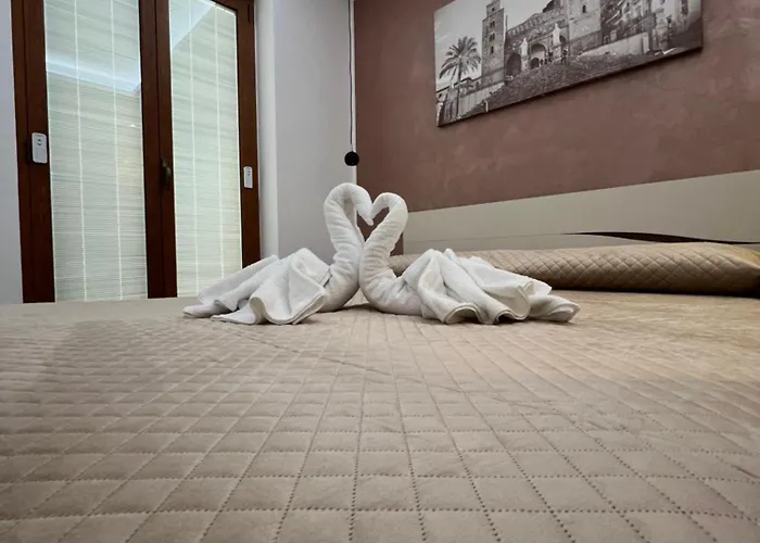 Ad Un Passo Dalla Rocca Luxury *