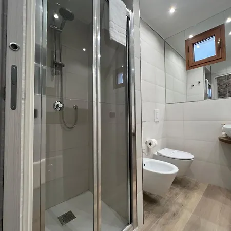 شقة Ad Un Passo Dalla Rocca Luxury تْشيفالو