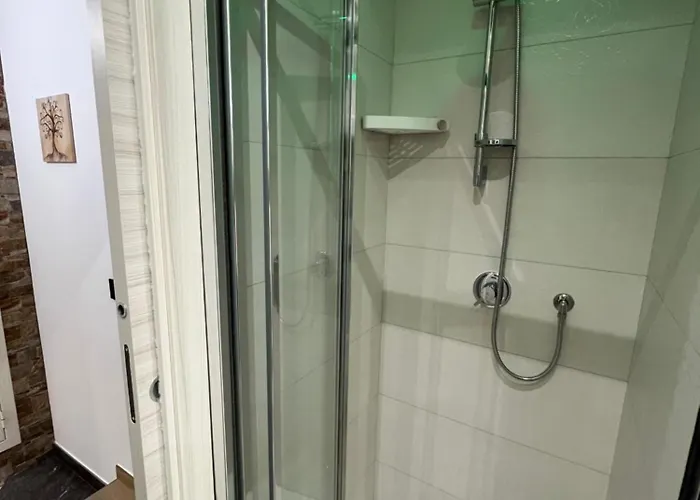 Ad Un Passo Dalla Rocca Luxury Daire *