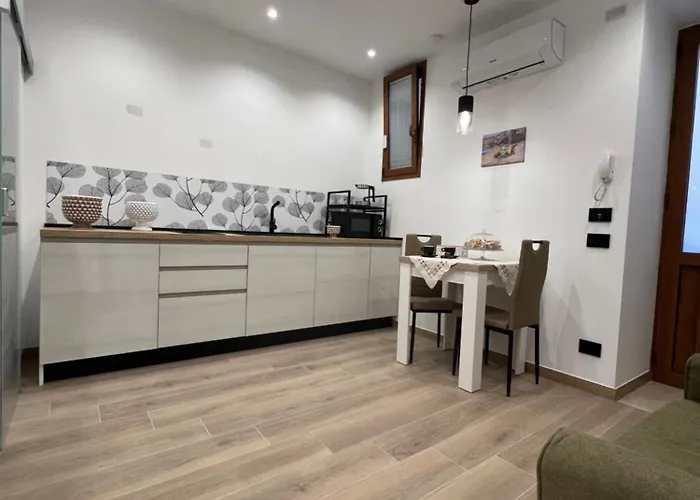 Ad Un Passo Dalla Rocca Luxury Apartamento Cefalù